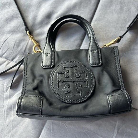Tory Burch Black Crossbody Bag with Embossed Logo - Picture 2 of 12